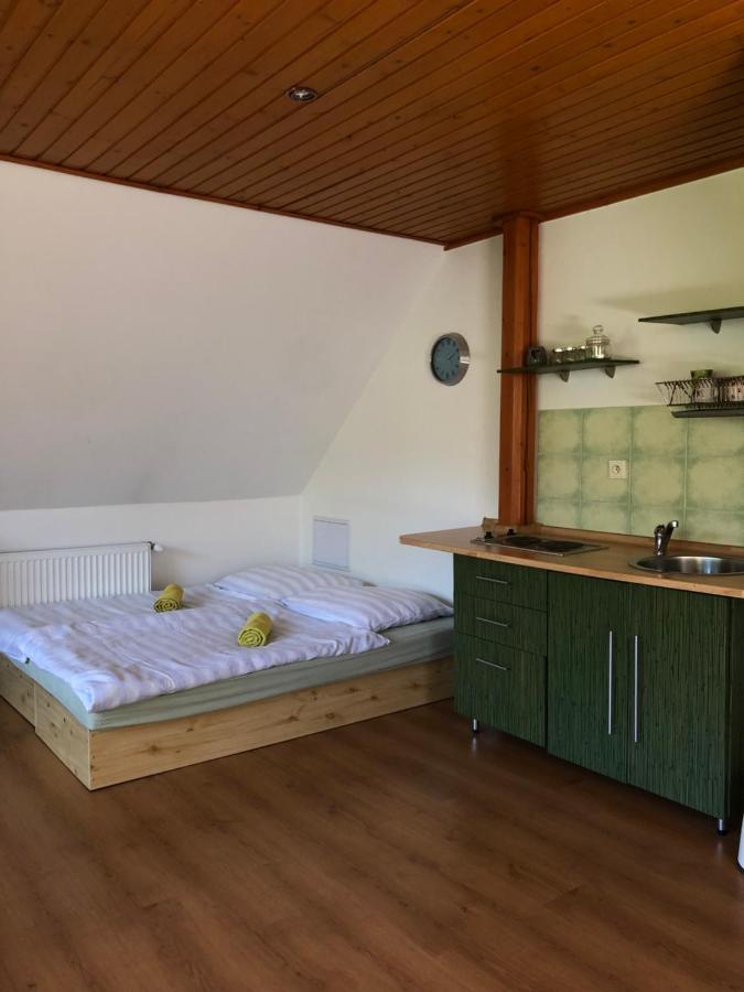 Apartman Luca Liptovsky Mikulas Luaran gambar